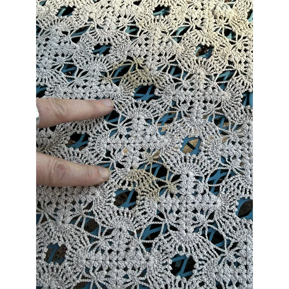 Antique VTG Handmade Crochet Lace Tablecloth Ecru Ivory Scalloped Edge 62x50